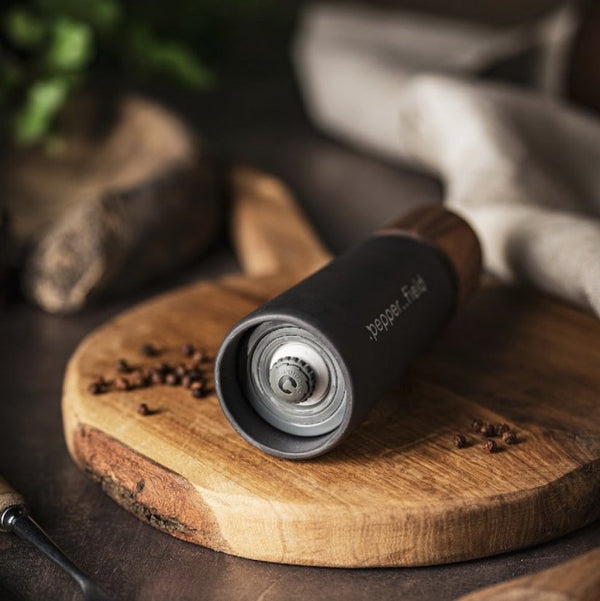 Pepper.field - Kvarn och 3 exklusiva rör med kampotpeppar